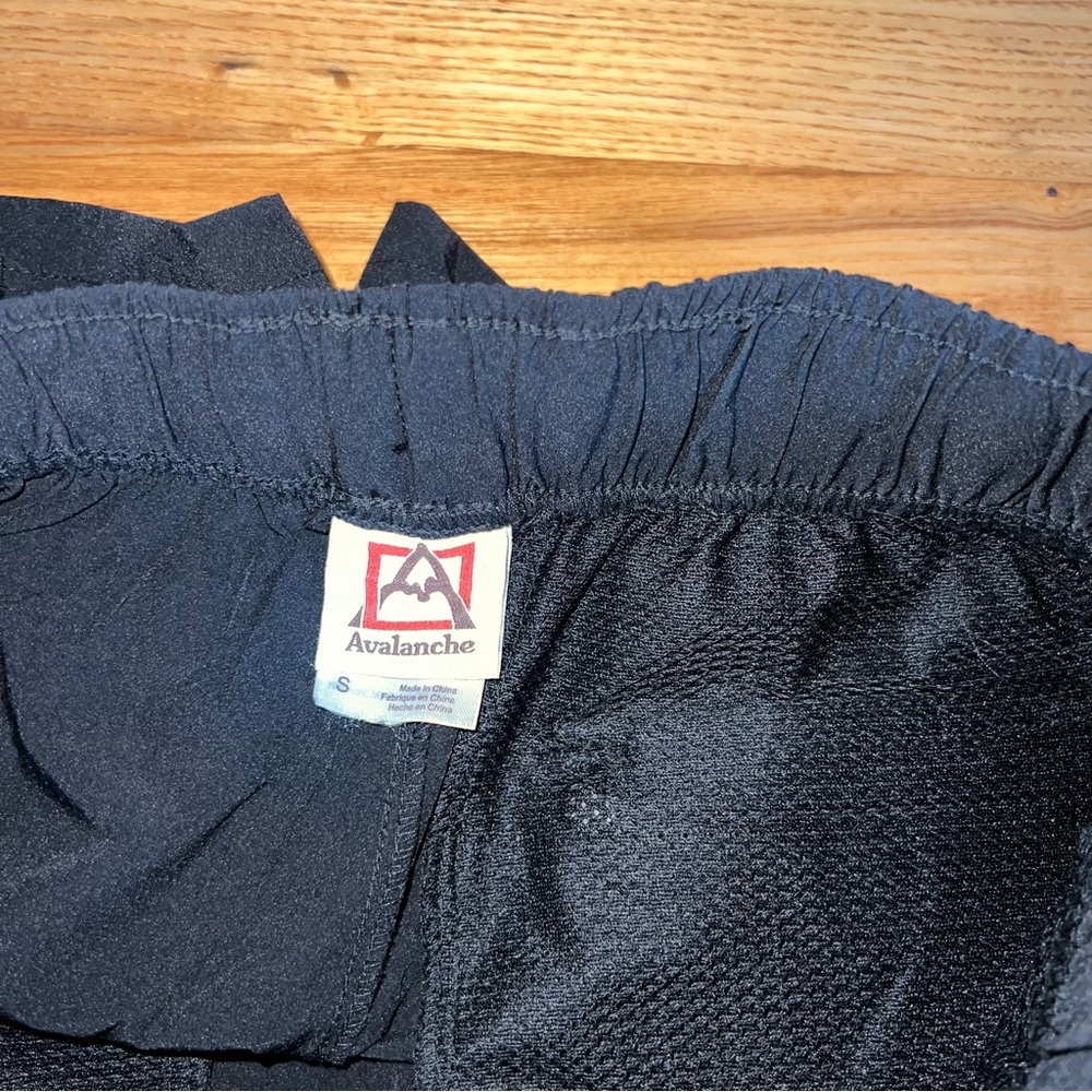 Avalanche Jordan Shorts - Picture 6 of 6